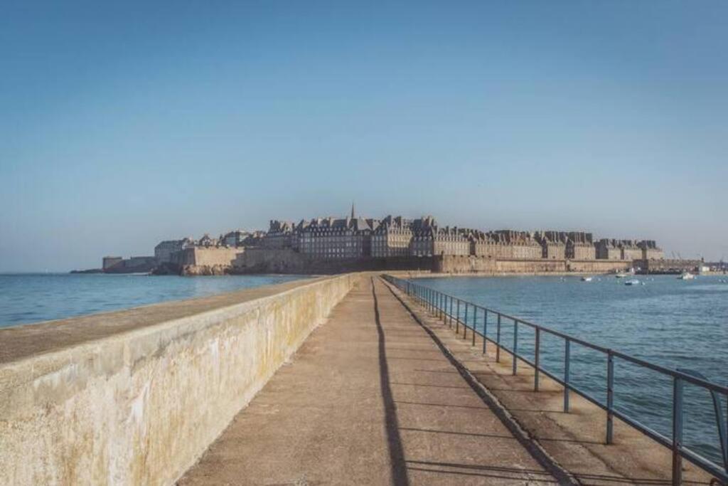 Olivia - Charmant Appartement St-Malo Intra-Muros Saint-Malo Exterior photo